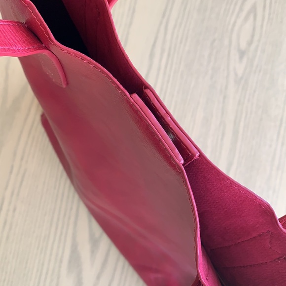 Red leather-look tote bag - Picture 8 of 10